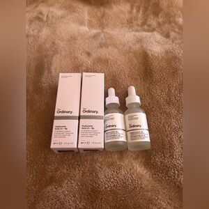 The Ordinary Hyaluronic Acid 2% + B5 Serum - Clear and White